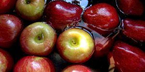 Apples